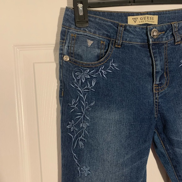 Guess Low-rise embroidered Y2K jeans - Picture 3 of 8